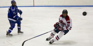 Men’s Hockey Conquers