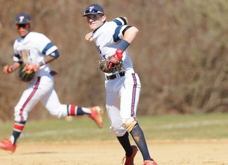 NEC Baseball Sweeps Thomas College