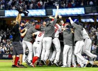 Boston Finishes off New York to move on to ALCS