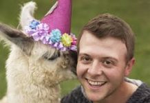 Comedy Night at NEC! Derrick Knopsnyder at the only Henniker on Earth!