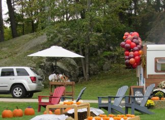 Alumni, Current Students, Families Attend 2021 Fall Festival