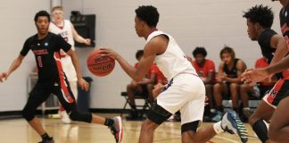 Men’s basketball rolls past Mitchell