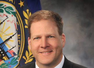 Gov. Chris Sununu to Deliver New England College 2022 Commencement Speech