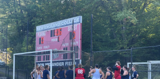 ‘Grims Field Hockey team makes comeback, tops Raiders