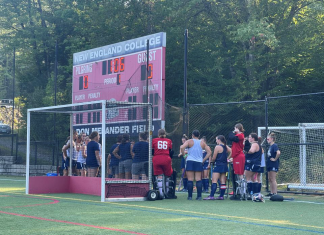 ‘Grims Field Hockey team makes comeback, tops Raiders