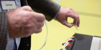 How to navigate election misinformation online