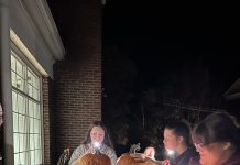 NEC students participate in pumpkin carving night