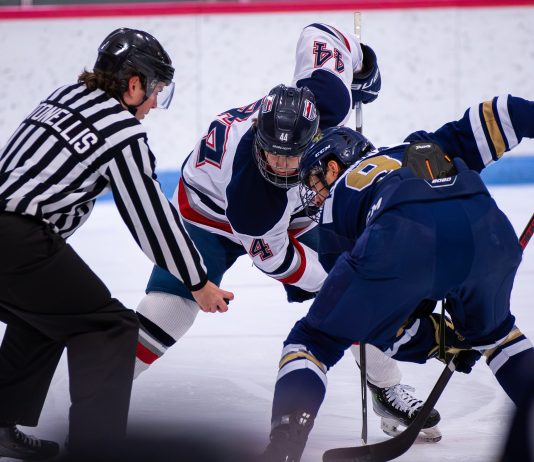 Men’s Ice Hockey defeats #7 Babson